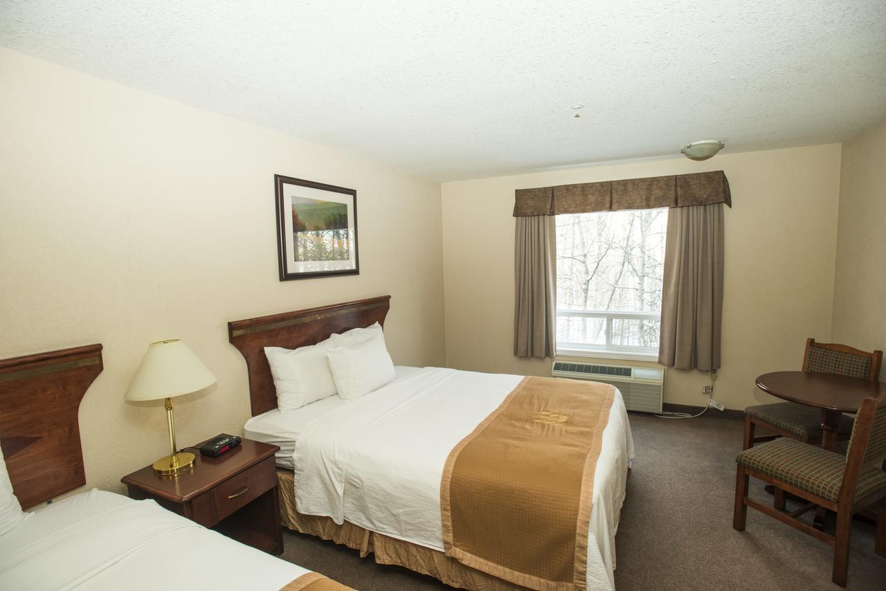 Lakeview Inns & Suites - Chetwynd Экстерьер фото